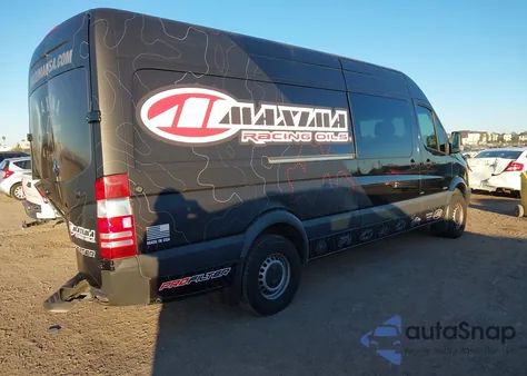 2015 Mercedes-Benz Sprinter 2500 High Roof z USA, uszkodzony, nr VIN WD4PE8DC3F5949059